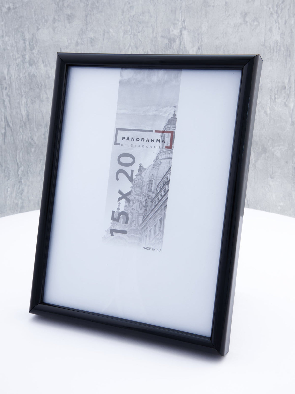 Bilderrahmen aus Kunststoff in Schwarz in der Größe 15x20