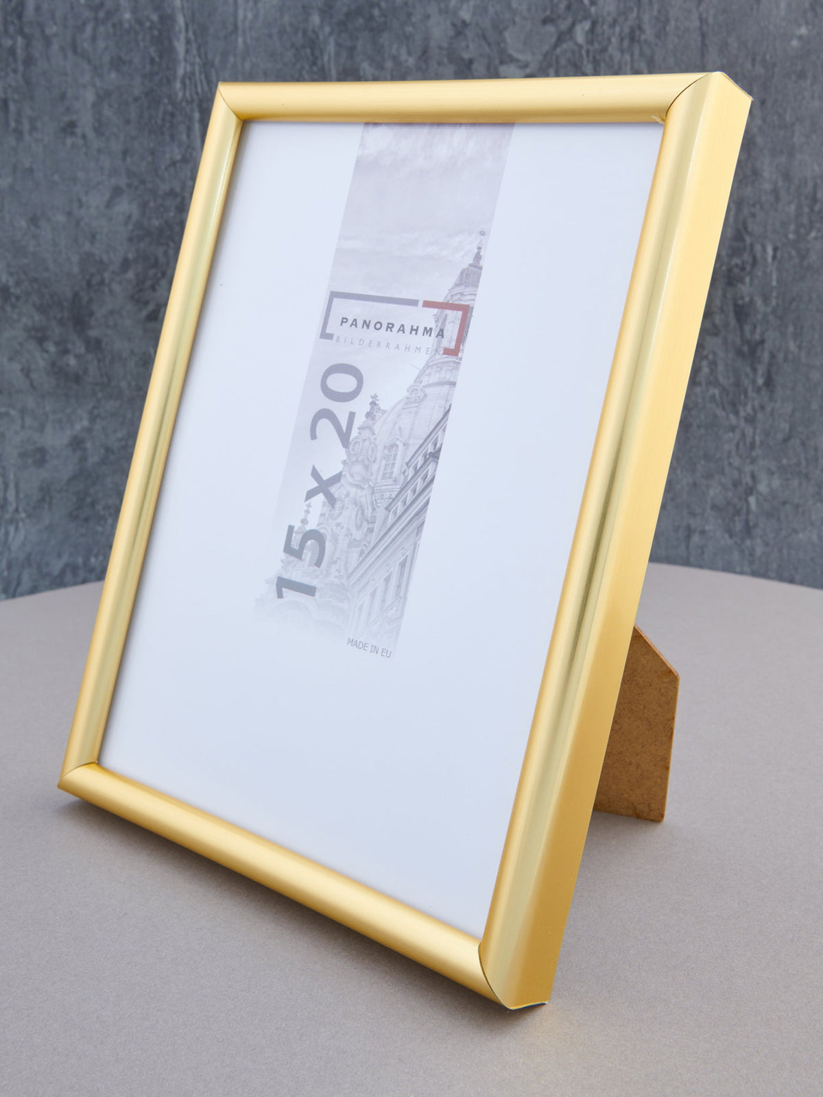Bilderrahmen aus Kunststoff in Gold in der Größe 15x20