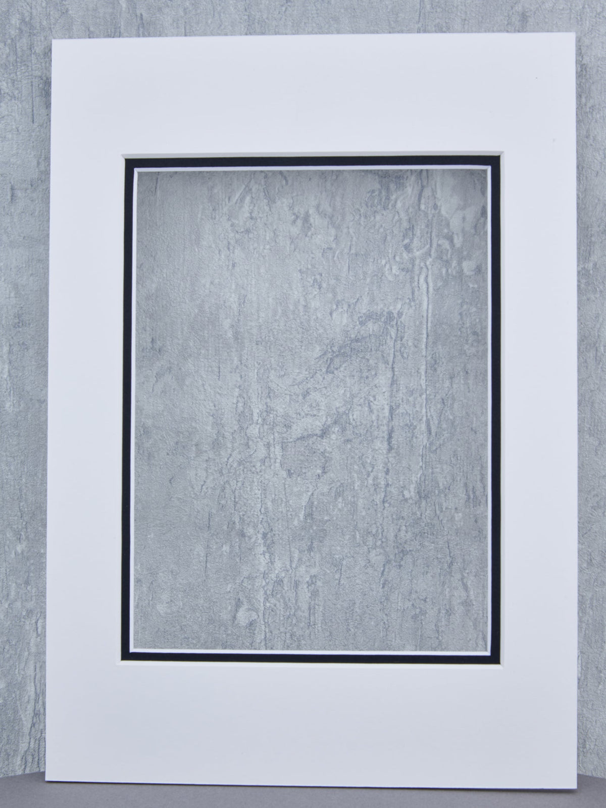 Passepartout in Weiß Schwarz